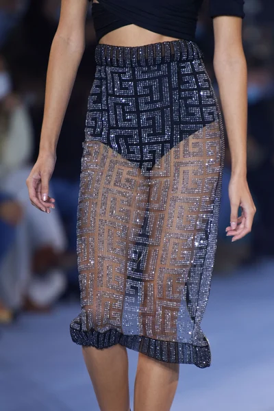 Look 80